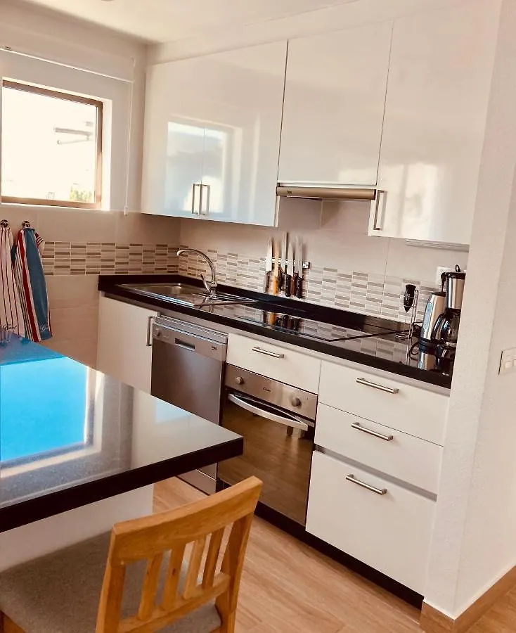 Apartment Spectacular Views 2 Bed, Pueblo Evita Benalmadena
